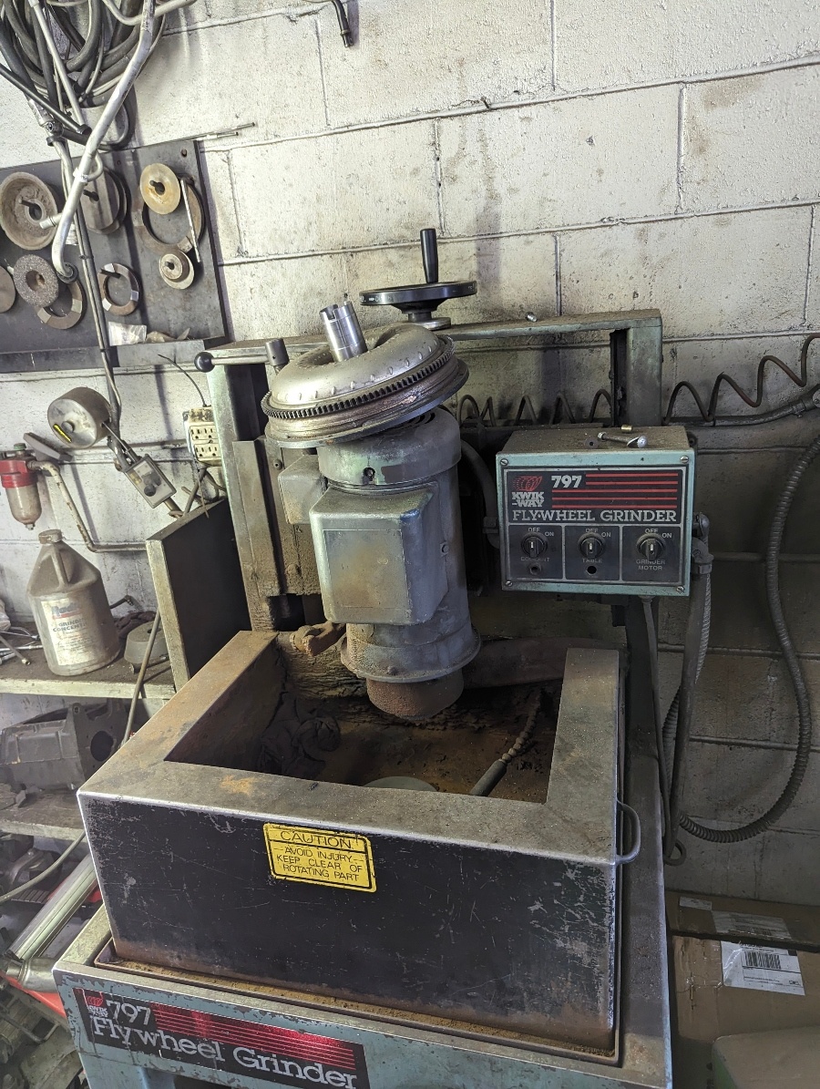 The flywheel grinder used to resurface flywheels during clutch jobs
